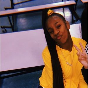 Meet your Posher, Shania